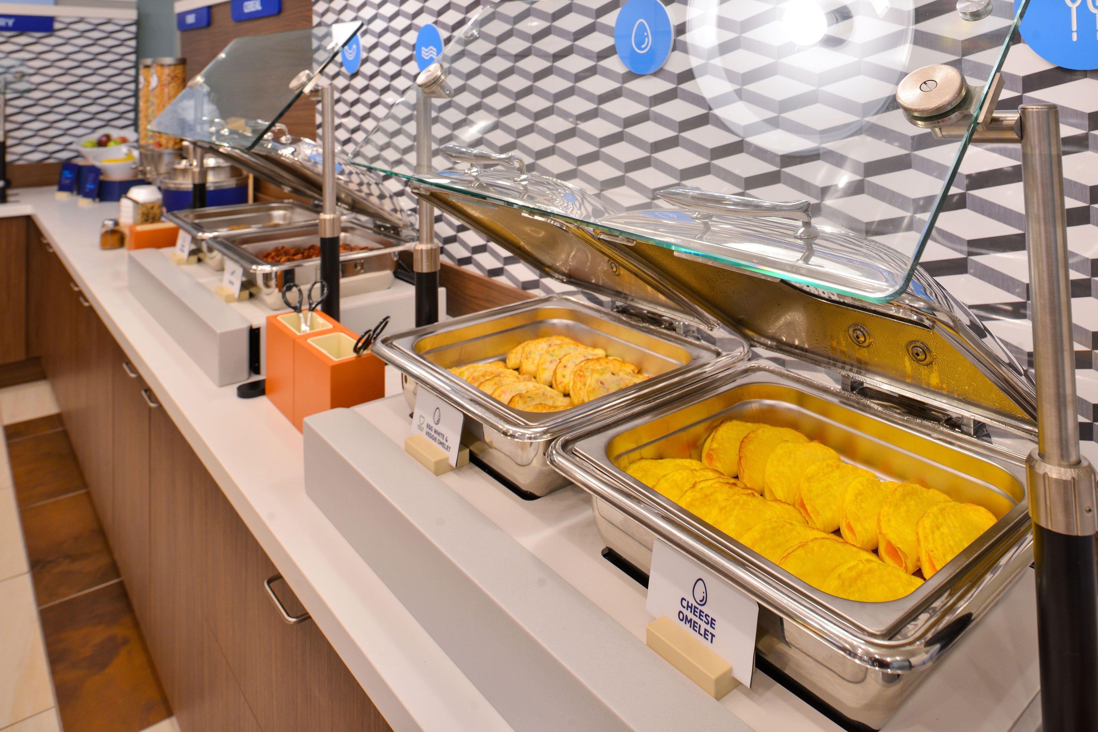 Holiday Inn Express Hotel & Suites Uptown Fredericton By Ihg Buitenkant foto