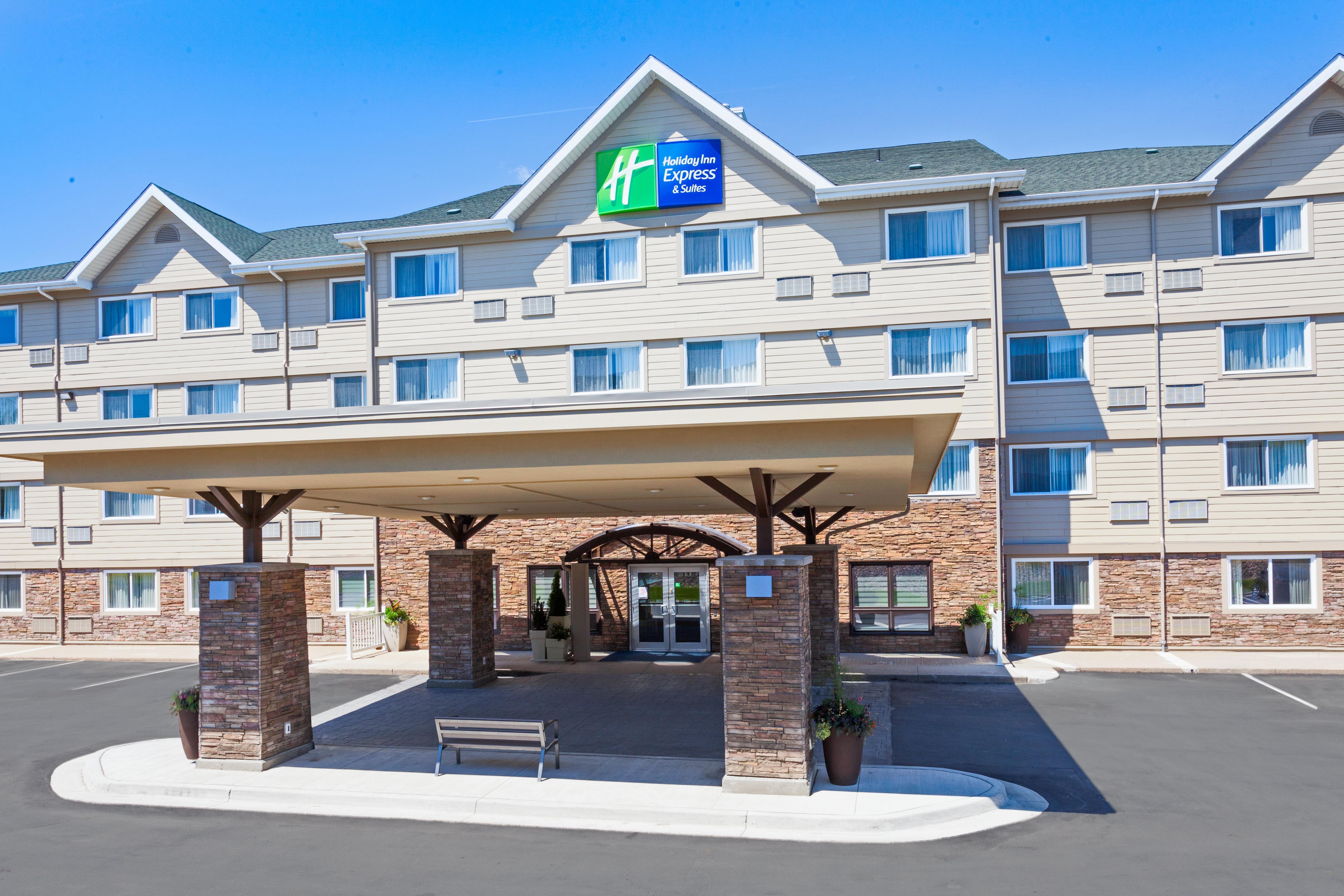 Holiday Inn Express Hotel & Suites Uptown Fredericton By Ihg Buitenkant foto